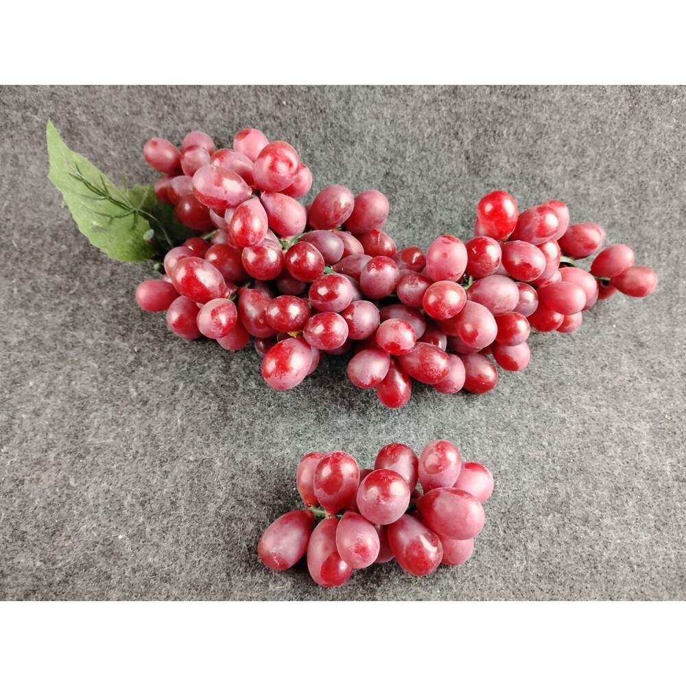 Vintage Artificial Faux Grapes Rubber Display Bunch Red Purple Fake Fruit Decor